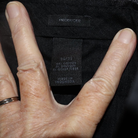 Express Producer Pants. Charcoal Gray Pinstripe Size 34 x 32, high rise - Picture 13 of 14